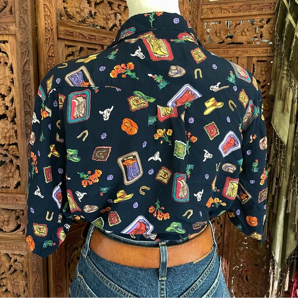 Vintage Western Cowgirl boots hat floral Print button down Shirt - Picture 9 of 12